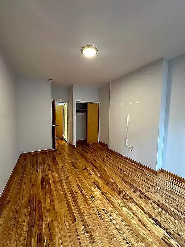 Foto del edificio - 3 bedroom in NYC NY 10036
