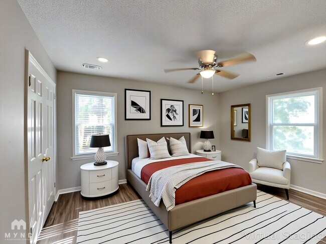 Foto del edificio - 4812 Kaplan Dr