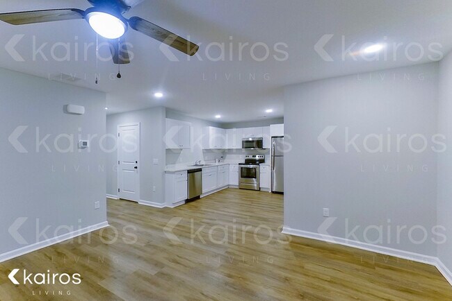 Building Photo - 46 Cottage Grove Dr.