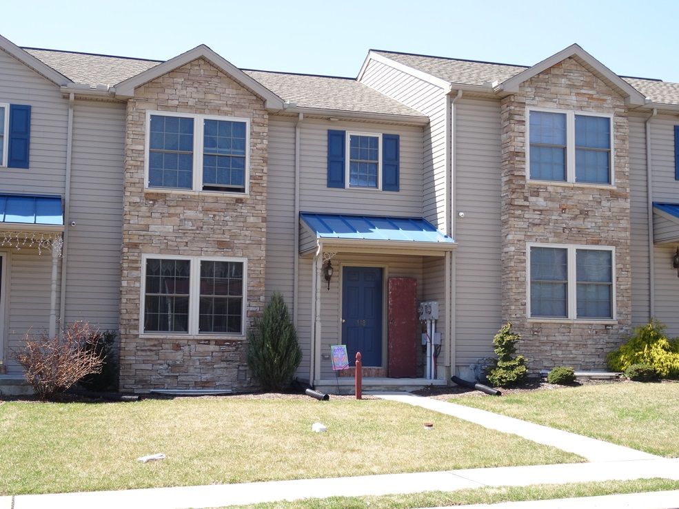 154 Gable Dr, Myerstown, PA 17067 Townhouse for Rent in Myerstown, PA