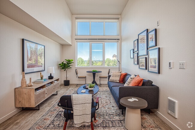 1BR, 1BA - 806SF - Terrace Station Apartments