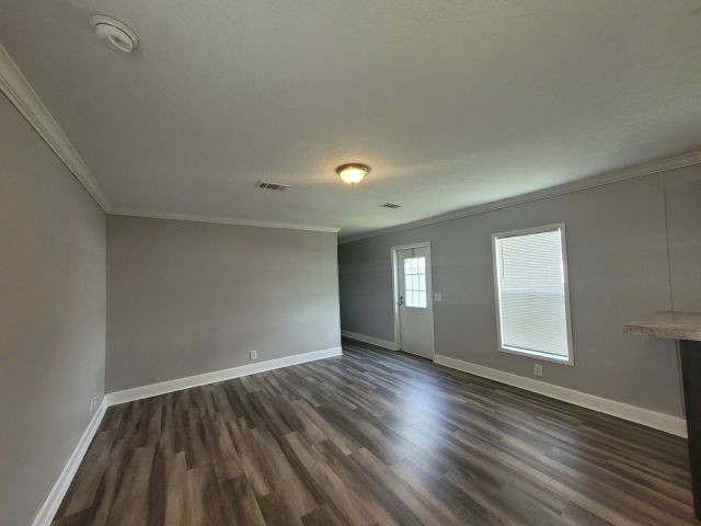 Foto del edificio - 1747 Windy Ave