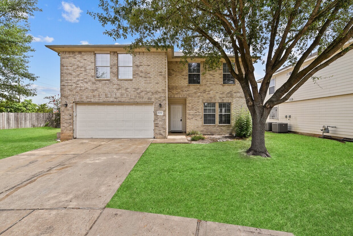 Foto principal - 17250 Cricketbriar Ct