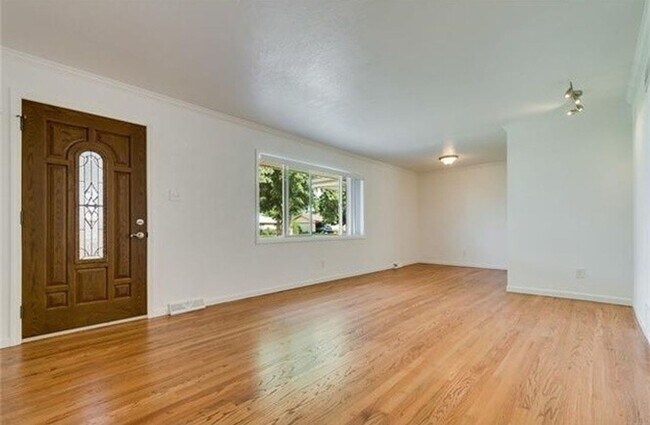 Building Photo - SHARP BRICK RANCH, BASEMENT, GARAGE