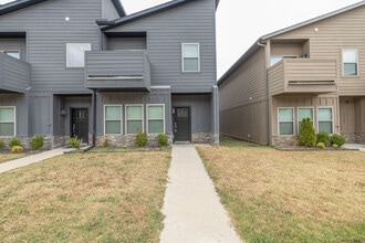 Building Photo - 2164 W Million Ln