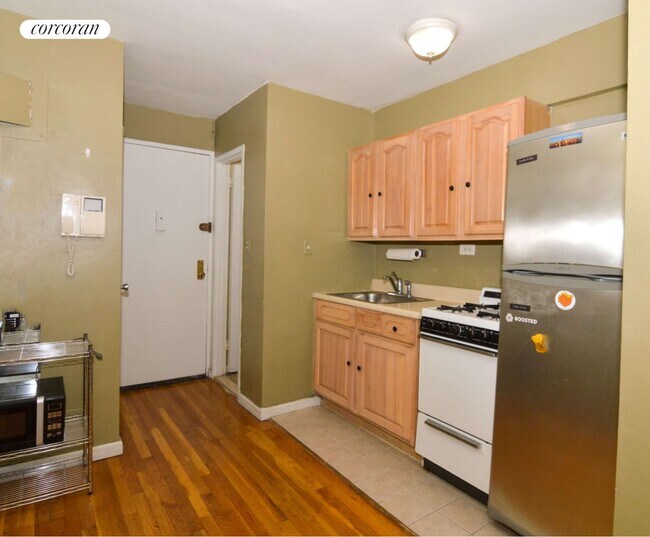 Foto del edificio - 229 E 28th St
