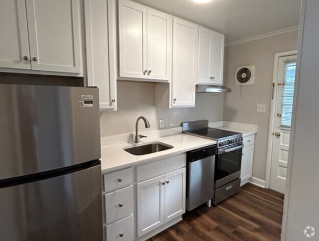 Building Photo - Cameron Village Apartments