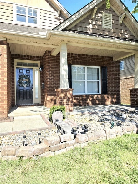 Building Photo - 7339 Autumn Crossing Way