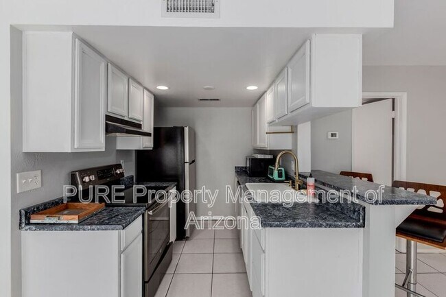 Foto del edificio - 13421 North 8th St