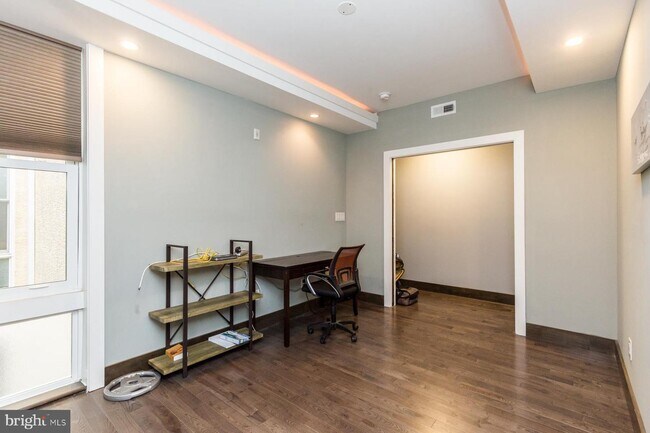 Foto del edificio - 1512 Frankford Ave