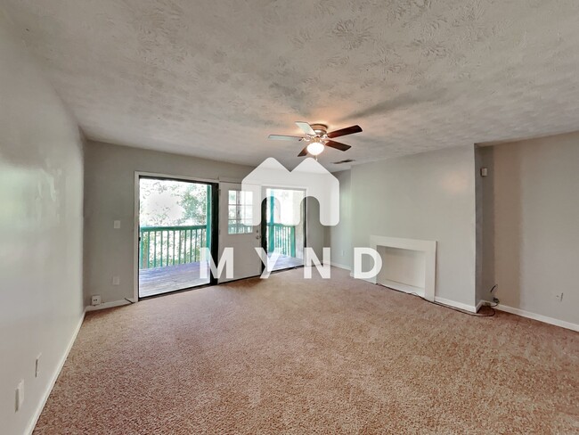 Foto del edificio - 3575 Oakvale Rd Unit 405