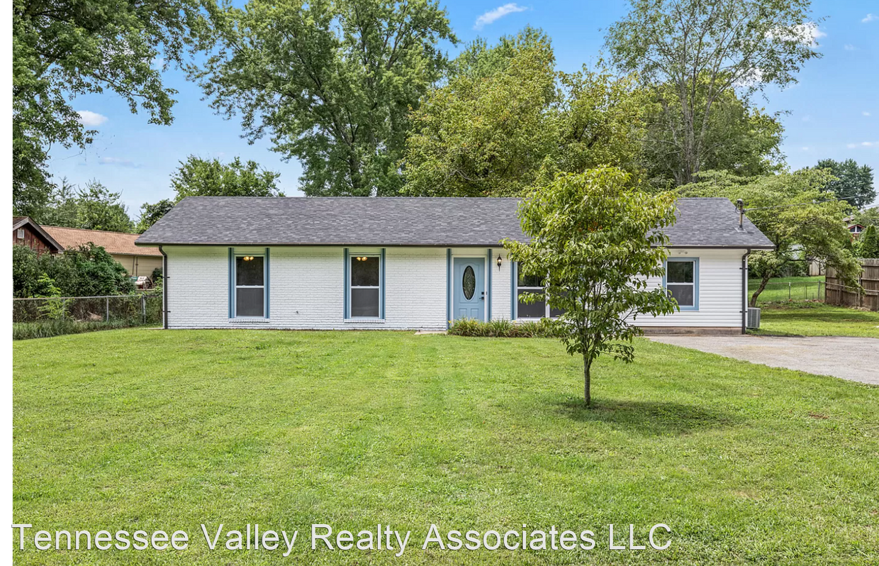 Primary Photo - 4 br, 2 bath House - 1913 Robinson Rd