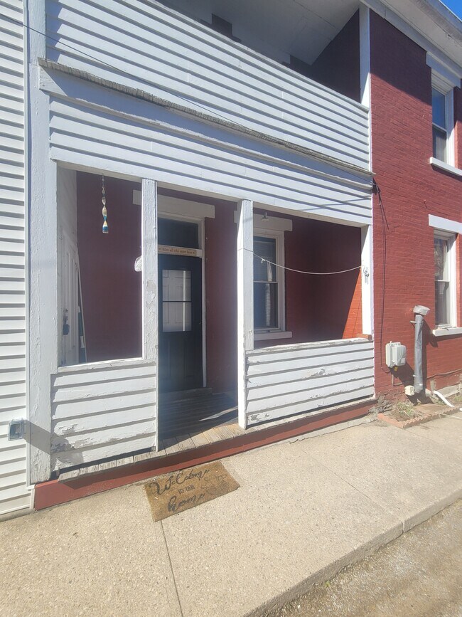 Foto del edificio - 812 6th Ave