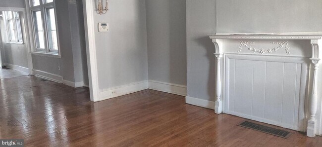Foto del edificio - 3729 N Park Ave