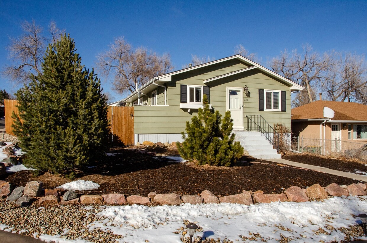 720 W Jefferson St, Colorado Springs, CO 80907 House for Rent in