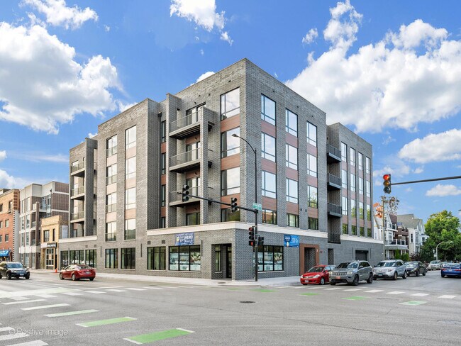Foto del edificio - 3202 N Racine Ave