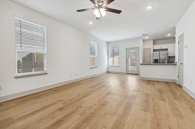 Building Photo - 10207 Tulipwood Run