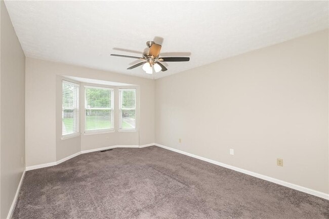 Foto del edificio - 10450 Summer Creek Dr
