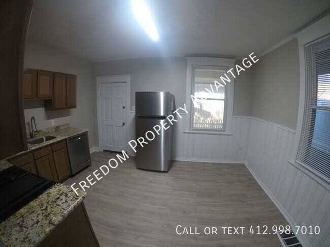 Foto del edificio - 111 Kenova St