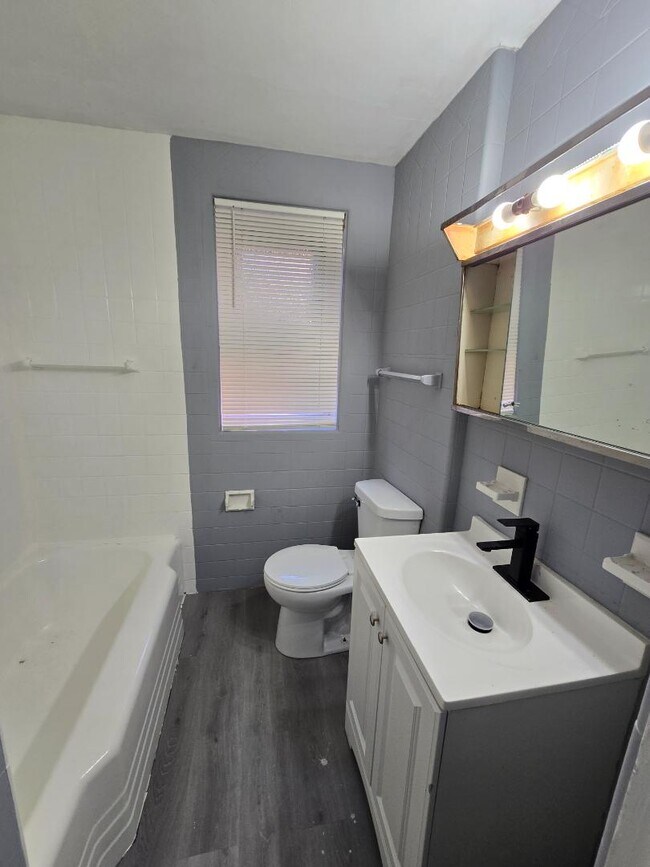 Foto del edificio - 3150-3152 Pennsylvania Ave - 3152 2FA