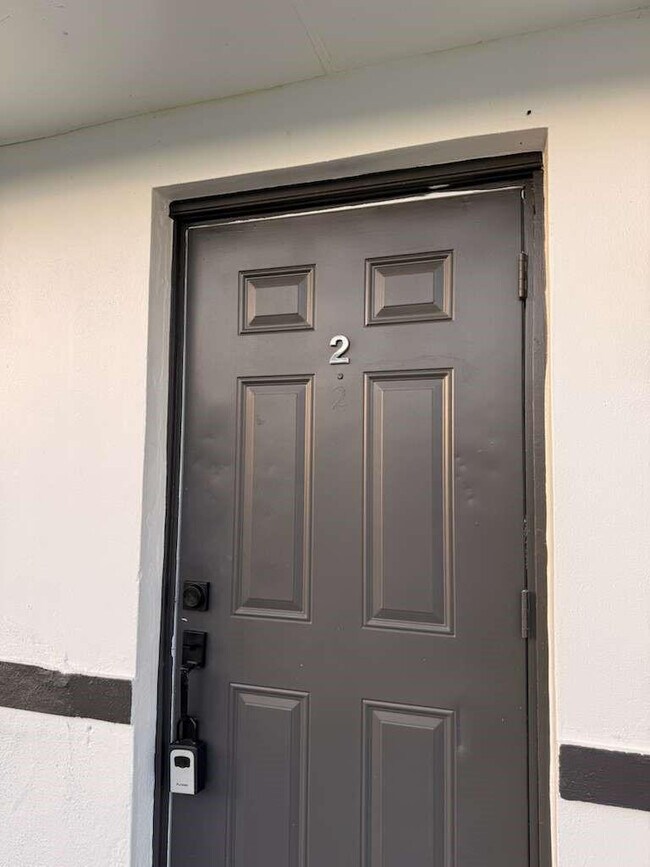 Building Photo - 1885 40th Ave