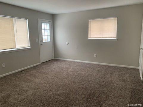 Building Photo - 345 3rd Ave