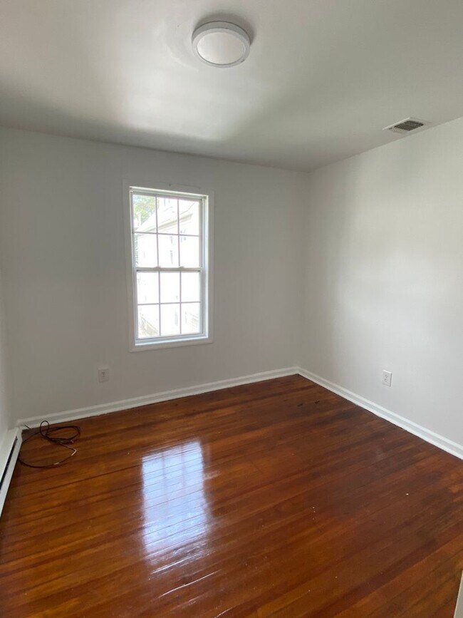 Foto del edificio - 1020 Sewall Ave