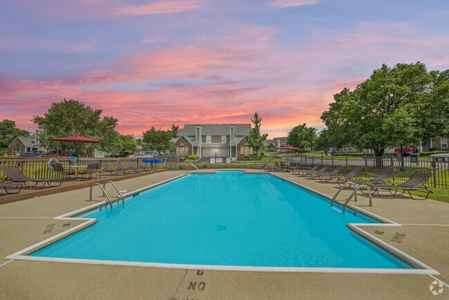Building Photo - Windridge Townhomes