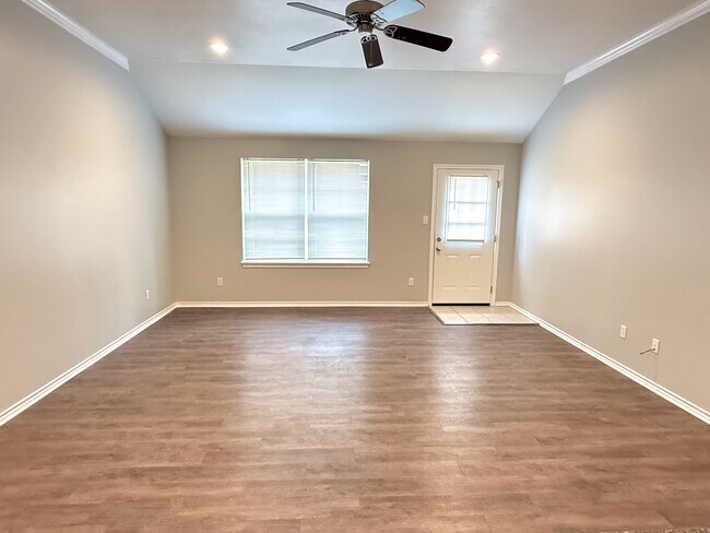 Foto del edificio - 13865 County Road 194