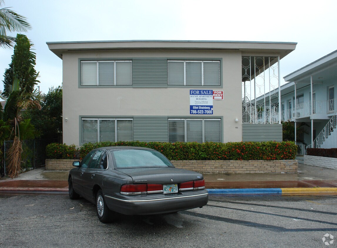 Building Photo - 780 81st St