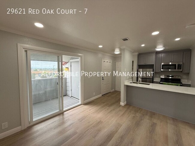 Building Photo - 29621 Red Oak Ct
