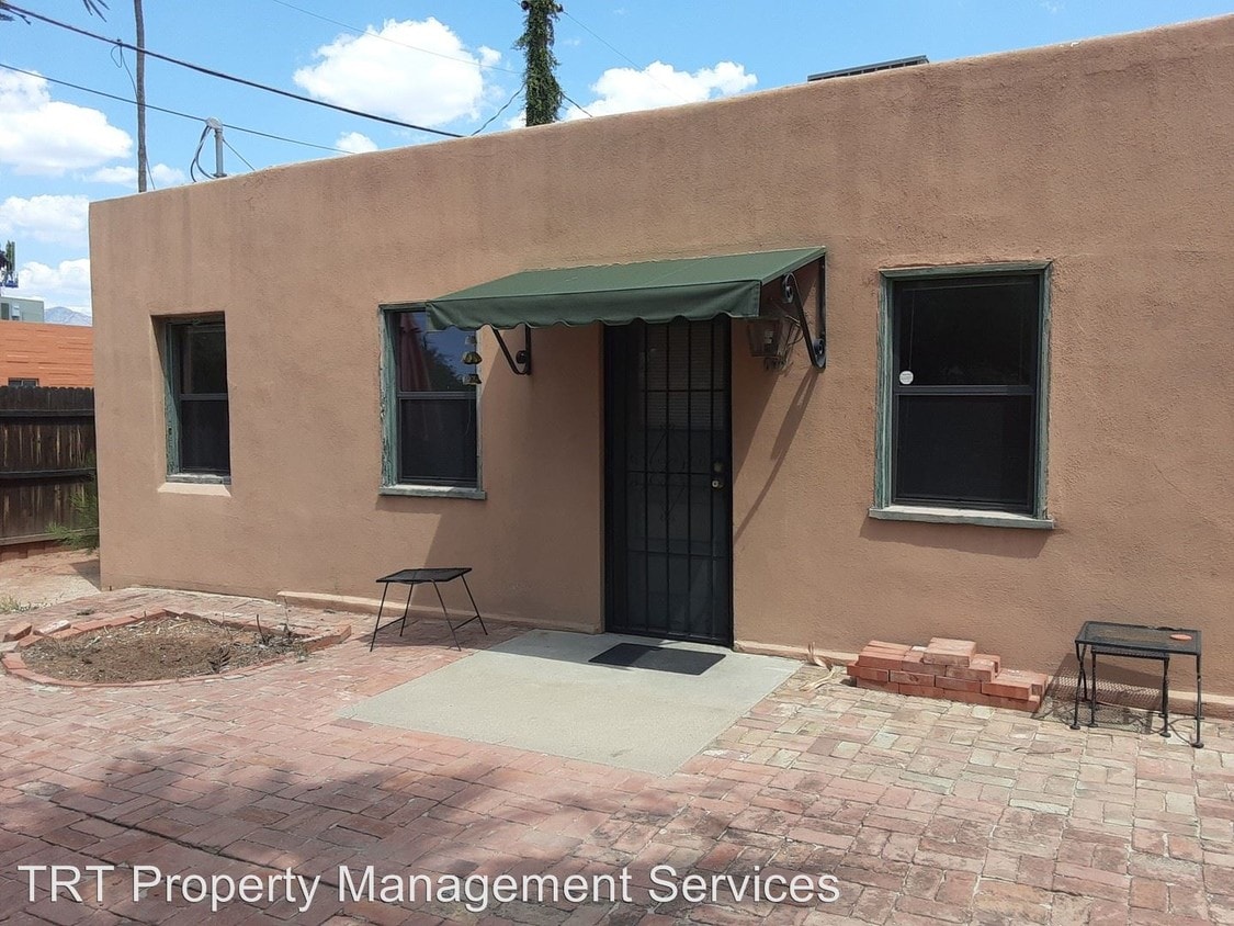 Primary Photo - 2501 E Edison St