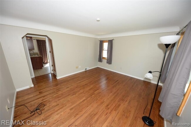 Foto del edificio - 3534 Woodland Ave