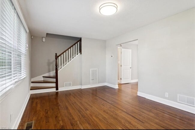 Building Photo - 7622 Newport Ave