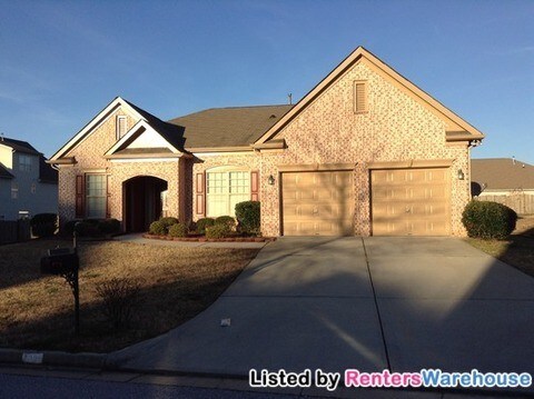Foto principal - Charming 4 Bedroom Home in Union City!!!