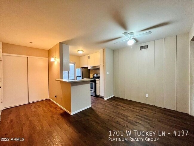 Foto del edificio - 1701 W Tuckey Ln