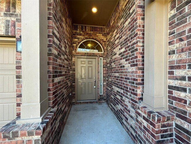 Foto del edificio - 22815 Saginaw Point Ln