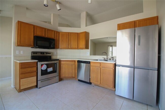 Foto del edificio - 527 Emerald Cove Loop