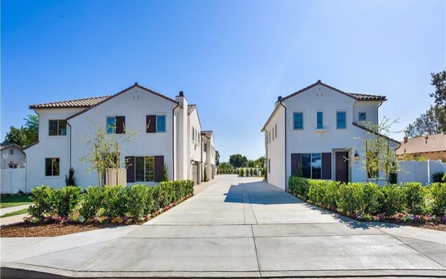 Building Photo - 11114 Freer St