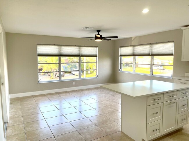 Foto del edificio - 608 SE 46th Ln