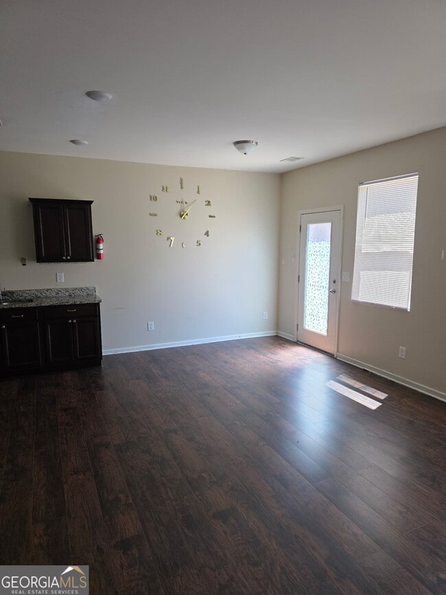 Building Photo - 1610 Larkspur Trl