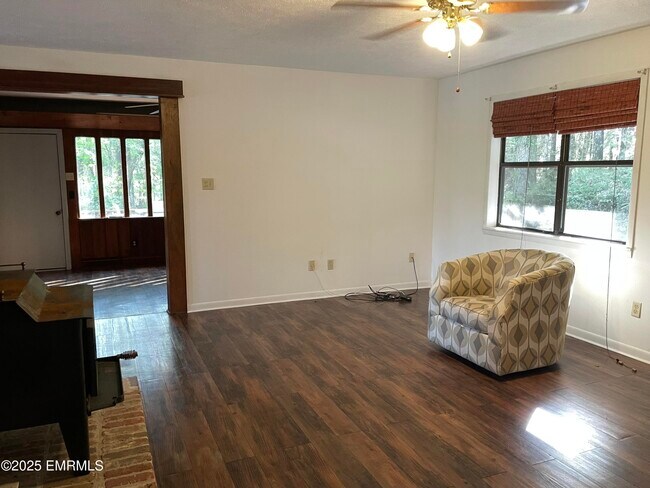 Foto del edificio - 3954 Pauldin Rd