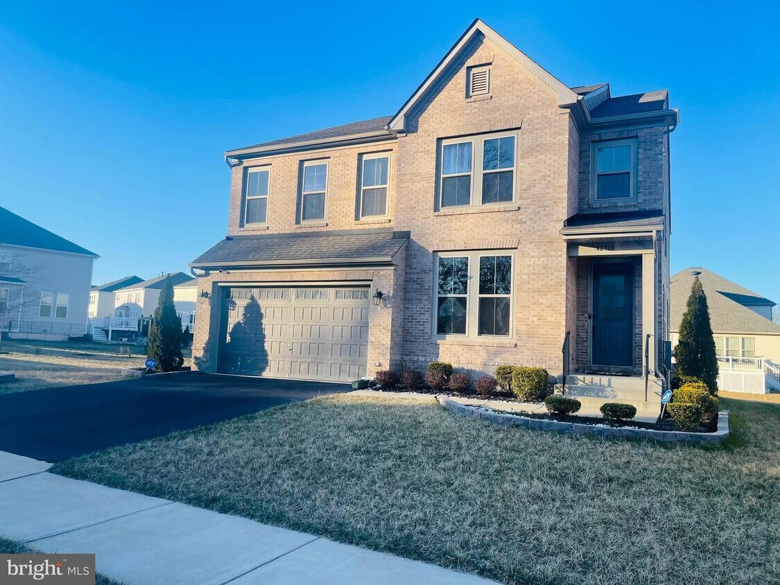 42368 Abney Wood Dr, Chantilly, VA 20152 House Rental in Chantilly