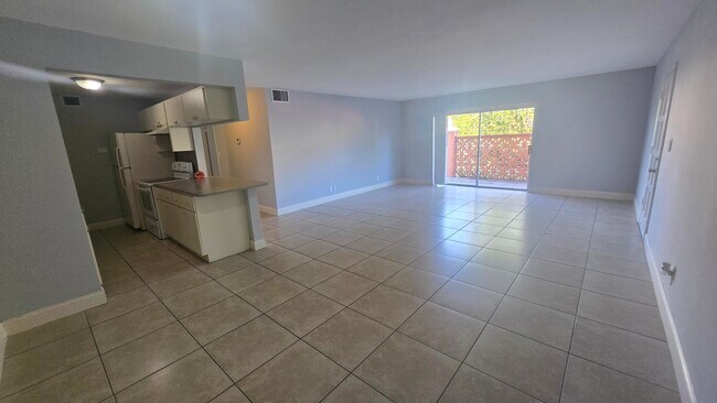 Foto del edificio - 11606 NW 29th St