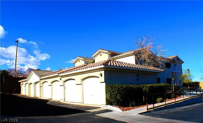 Foto del edificio - 1531 Ruby Cliffs Ln