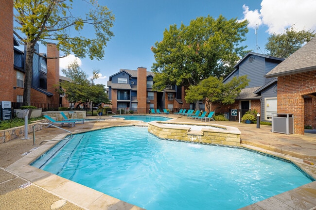Building Photo - The Residence at North Dallas