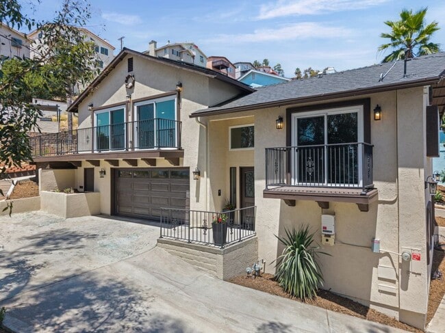 Building Photo - 1604 San Miguel Ave