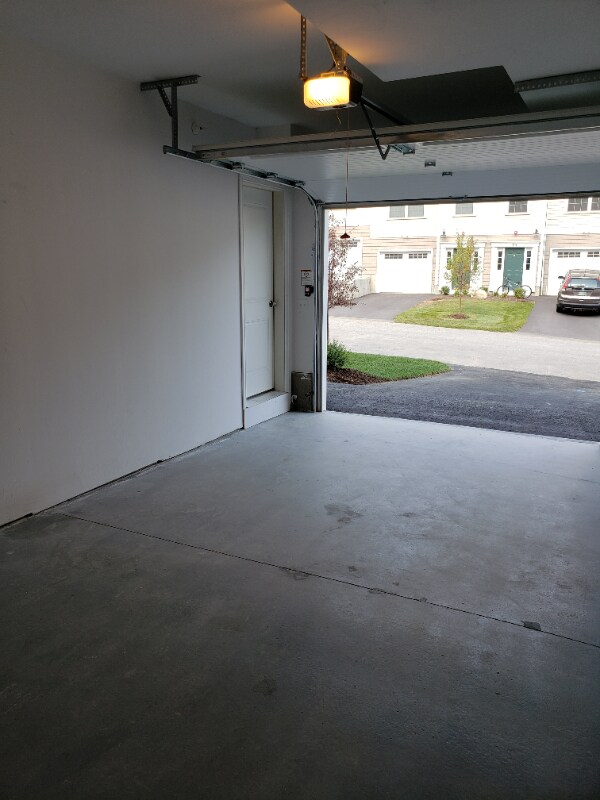 Building Photo - 55 Cardigan Ct