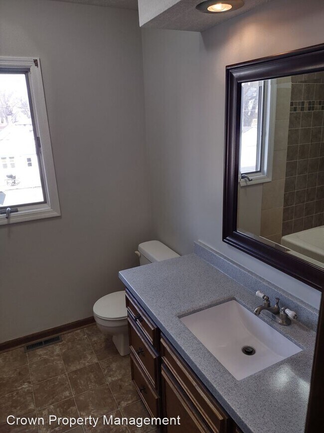 Building Photo - 3 br, 2 bath House - 2934 Arbor St.
