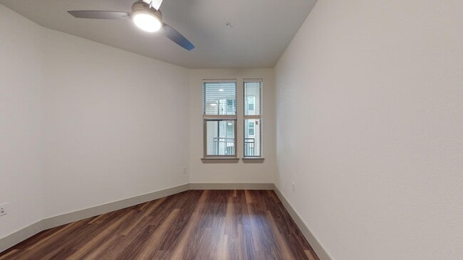 Interior Photo - Vitruvian West